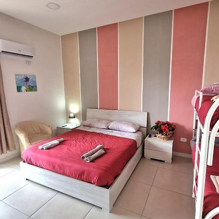 Home Regina Giovanna نابولي المظهر الخارجي الصورة